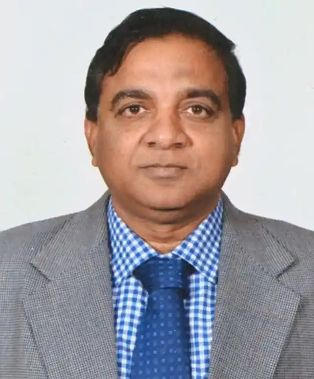 हैदराबाद के मक्का मस्जिद बम ब्लास्ट मामले में फैसला सुनाने वाले जज रविंद्र रेड्डी ने इस्तीफा दे दिया है.