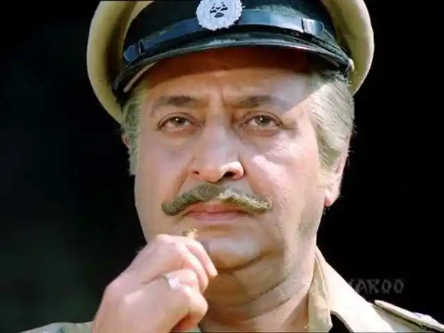 कालिया (1981) में प्राण ने जेलर रघवीर सिंह की भूमिका निभाई. जबकि इस रोल के लिए संजीव कुमार असली च्वाइस थे.
