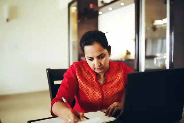 हमारे देश के नए मातृत्व लाभ कानून में वर्क फ्रॉम होम का विकल्प भी दिया गया है.