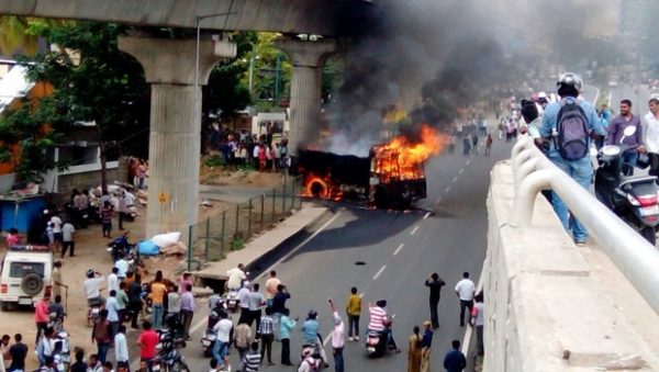 'ಹತೋಟಿಗೆ ಸಿಗದ ಕಿಚ್ಚು': ಸೋಮವಾರದ Time Line; ಎಲ್ಲೆಲ್ಲಿ? ಏನೇನು ನಡೆಯಿತು?