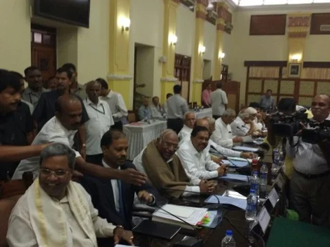 'ಕಾವೇರಿ ಕವರೇಜ್': ಸರ್ವ ಪಕ್ಷ ಸಭೆ ಆರಂಭ; ದೇವೇಗೌಡ ಉಪವಾಸ; ಬಿಜೆಪಿ ವಿರುದ್ಧ ಉಗ್ರಪ್ಪ ಆಕ್ರೋಶ