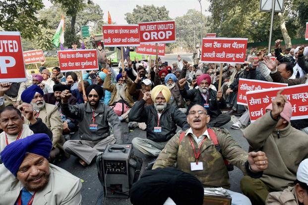 'OROP ಹೈಡ್ರಾಮ': ಮಾಜಿ ಸೈನಿಕನ ಸಾವಿಗೆ ಕಾರಣ ಯಾರು?
