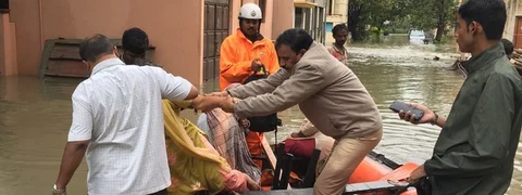 ಬೆಂಗಳೂರಿನಲ್ಲಿ ಮಳೆ: ‘ನೀತಿಗೆಟ್ಟ’ವರಿಗೆ ಹೀಗೊಂದು ಪರ್ಯಾಯ ಇದೆ ಎಂದು ಹೇಳುವವರು ಯಾರು?