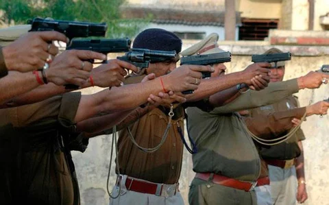 ಕಾಶ್ಮೀರಿ ಯುವಕರಿಗೆ ಗುಂಡೇಟು: ಸೈನಿಕರ ವಿರುದ್ಧ ಸೇನಾ ತನಿಖೆ