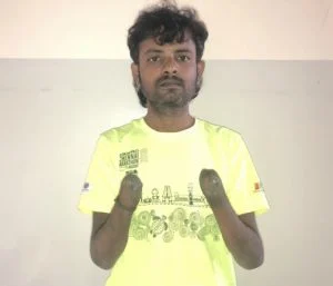 ಹನುಮಂತ ಅವರ ಕೈಗಳು ಹೀಗಿವೆ
