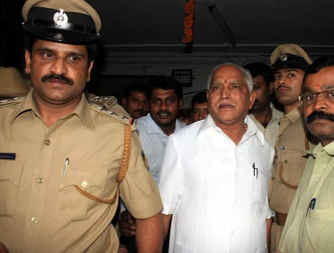 'ರಾಮಾ ರಾಮಾ ರೇ..': ಲಂಚ ಪ್ರಕರಣದಲ್ಲಿ ಯಡಿಯೂರಪ್ಪಗೆ ಸಿಬಿಐನಿಂದ ಸಿಕ್ತು 'ವಿಶೇಷ' ಖುಲಾಸೆ!