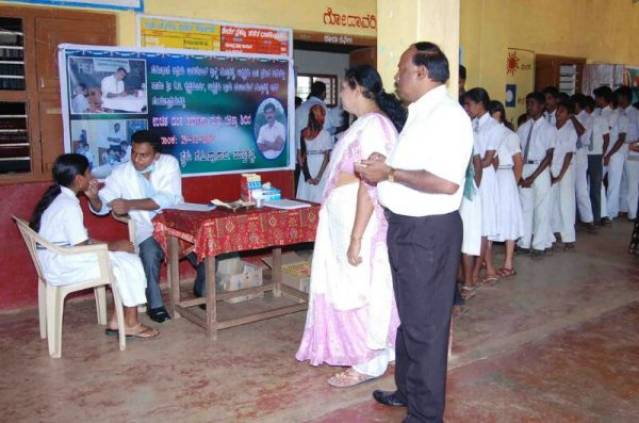 ಹಳ್ಳಿ ಮಕ್ಕಳಿಗೆ ಉಚಿತ ಆರೋಗ್ಯ ಶಿಬಿರಗಳು