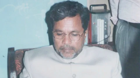 ‘ಎರಡು ಪಕ್ಷ; ಒಂದು ಆತ್ಮ’: ಸಮ್ಮಿಶ್ರ ಸರಕಾರದಲ್ಲಿ ಸಿದ್ದರಾಮಯ್ಯ ಸಮನ್ವಯ