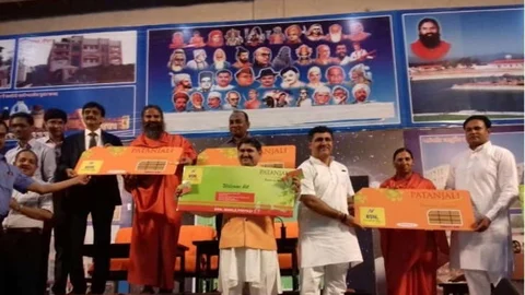 ‘ಸ್ವದೇಶಿ ಸಮೃದ್ಧಿ’: ಔಷಧಿ ಮಾರಾಟದಿಂದ ಸಿಮ್ ಕಾರ್ಡ್ ಕಡೆಗೆ ತಿರುಗಿದ ಬಾಬಾ ರಾಮ್ದೇವ್