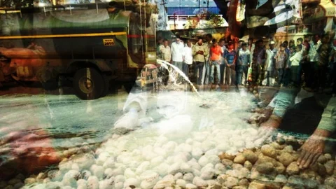 ರಸ್ತೆಗೆ ಚೆಲ್ಲಿದ ಹಾಲು, ತರಕಾರಿ; ಅನ್ನದಾತನ ಸಿಟ್ಟಿಗೆ ಕಾರಣವೇನು?