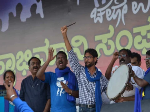 ‘ಉಡುಪಿ ಚಲೋ’ ವೇದಿಕೆಯಲ್ಲಿ ಭಾಸ್ಕರ್ ಪ್ರಸಾದ್. 