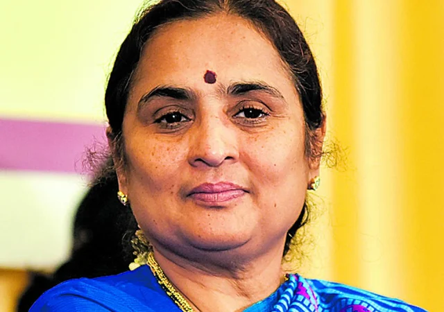 ಗಲಭೆ ನಿಯಂತ್ರಣದಿಂದ ಎಸಿಬಿ ದೂರಿನವರೆಗೆ; ಯಾರಿದು ರಾಜ್ಯ ಕಂಡ 3ನೇ ಮಹಿಳಾ ಸಿಎಸ್ ಕೆ.ರತ್ನಪ್ರಭಾ?