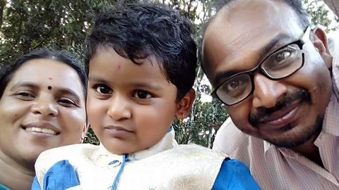 ‘ಮುಖ್ಯವಾಹಿನಿಯ ಕತೆ’: ಗಂಡನ ಜಾಮೀನಿಗೆ ‘ಭಿಕ್ಷೆ’ ಬೇಡುತ್ತಿರುವ ಸಾಮಾಜಿಕ ಹೋರಾಟಗಾರ್ತಿ!