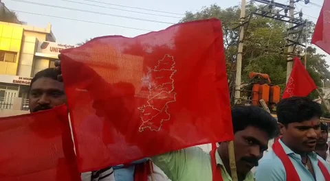 ಹೈದರಾಬಾದ್ ಕರ್ನಾಟಕದ ಪ್ರತ್ಯೇಕ ಧ್ವಜ.