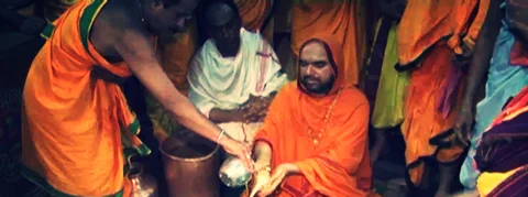 ರಾಘವೇಶ್ವರ ಸ್ವಾಮಿ ಕೈ ತಪ್ಪಿದ ಗೋಕರ್ಣ: ಹೈಕೋರ್ಟ್ ಆದೇಶ