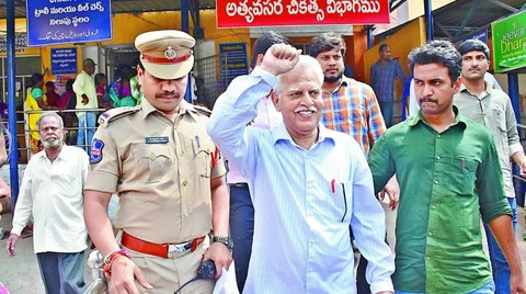 ಮಂಗಳವಾರ ಬಂಧಿತರಾದ 78 ವರ್ಷದ ಪ್ರಾಯದ ವರವರ ರಾವ್