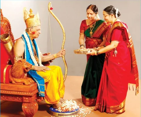 ದೇವರ ಅವತಾರ ಡಾ. ಜಯಂತ್ ಬಾಲಾಜಿ ಅಠಾವಳೆಗೆ ನಡೆಯುತ್ತಿರುವ ಪೂಜೆ
