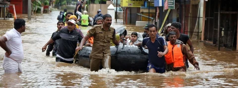 ಕೇರಳದ ‘ಕೈಗೆ ಬಂದ ತುತ್ತು ಬಾಯಿಗಿಲ್ಲ’: 700 ಕೋಟಿ ಯುಎಇ ನೆರವಿಗೆ ಅಡ್ಡಿಯಾದ ನೀತಿ