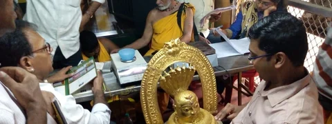 ‘ಕ್ಯಾತೆ, ಎಚ್ಚರಿಕೆ, ಹಸ್ತಾಂತರ’: ರಾಘವೇಶ್ವರ ಸ್ವಾಮಿ ತೆಕ್ಕೆಯಿಂದ ಜಾರಿದ ಗೋಕರ್ಣ...