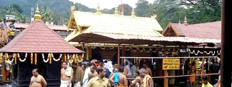 ಶಬರಿಮಲೆ ಮಹಿಳೆಯರಿಗೆ ಮುಕ್ತ; ಮರುಪರಿಶೀಲನೆ ಅರ್ಜಿ ಸಲ್ಲಿಸದಿರಲು ಕೇರಳ ನಿರ್ಧಾರ