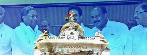 ಕಾವೇರಿದ ಸಂಪುಟ ವಿಸ್ತರಣೆ ಕಸರತ್ತು; ಅಮಾವಾಸೆ ಬಳಿಕ ಯಾರಿಗೆಲ್ಲಾ ‘ವಿಜಯ’ ದಶಮಿ?