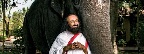 ಕನಕಪುರ ರಸ್ತೆಯಿಂದ ದುಬೈವರೆಗೆ: ಕಾರ್ಪೊರೇಟ್ ಆಧ್ಯಾತ್ಮದ ಬಿಳಿಯಾನೆ ರವಿಶಂಕರ್!