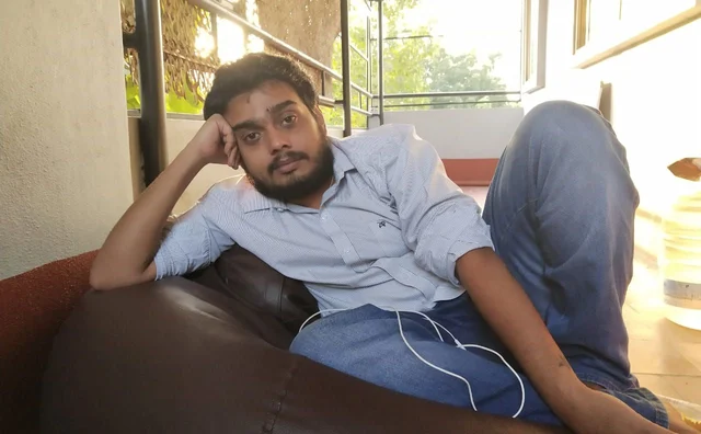 ರಾಘವೇಶ್ವರ ಭಾರತಿ ಆರೋಪಿಯಾಗಿರುವ ಪ್ರಕರಣದಲ್ಲಿ ಸರ್ಕಾರಿ ಪರ ಸಾಕ್ಷೀದಾರ ಅಭಿರಾಮ್ ಗಣಪತಿ ಹೆಗಡೆ. 