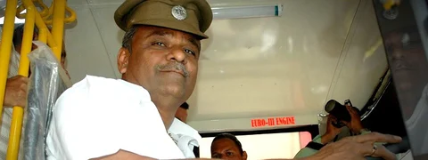 ‘24 ಗಂಟೆಯಲ್ಲಿ ಮೈತ್ರಿ ಸರಕಾರ ಪತನ, ವಾರದೊಳಗೆ ಬಿಜೆಪಿ ಅಧಿಕಾರಕ್ಕೆ’: ಗಾಳಿಯಲ್ಲಿ ಗುಂಡು ಹೊಡೆದ ಕತ್ತಿ!