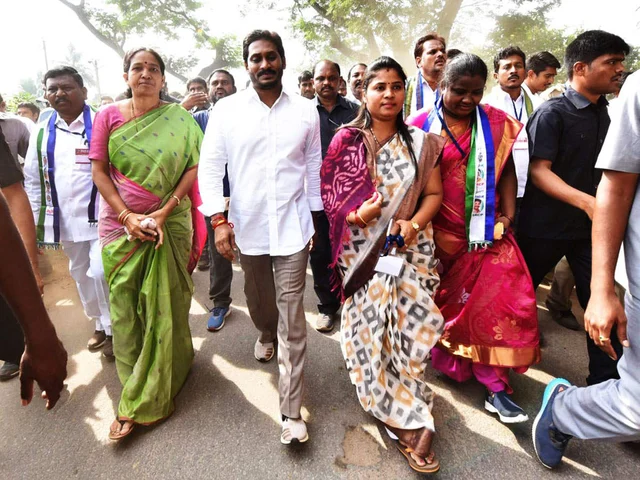 ಜಗನ್ಮೋಹನ್ ರೆಡ್ಡಿ ಪಾದಯಾತ್ರೆಯ ಒಂದು ನೋಟ. 