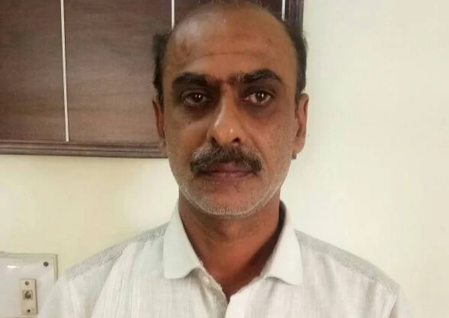 ವಿನಿವಿಂಕ್ ಶಾಸ್ತ್ರಿ. 