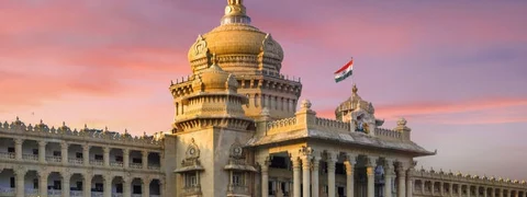 ಎಸ್ಐಟಿಗೇ ಸರಕಾರ ಪಟ್ಟು, ಹಾಸನದಲ್ಲಿ ಬಿಜೆಪಿಗೆ ಪೆಟ್ಟು; ಆಡಿಯೊ ಪ್ರಕರಣಕ್ಕೆ ಕಲಾಪ ಬಲಿ