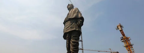 ದೀಪದ ಕೆಳಗೆ ಕತ್ತಲು; ಸರ್ದಾರ್ ಪ್ರತಿಮೆ ನಿರ್ವಹಣೆ ಸಿಬ್ಬಂದಿಗಳಿಗೆ 4 ತಿಂಗಳಿಂದ ಸಂಬಳವಿಲ್ಲ!