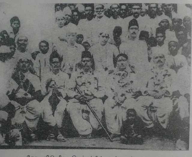 Dr Hedgewar participating in the 1930 satyagraha against the British