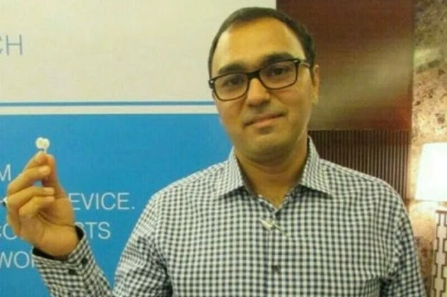 Dr Vishal Rao with his ‘Aum’ device