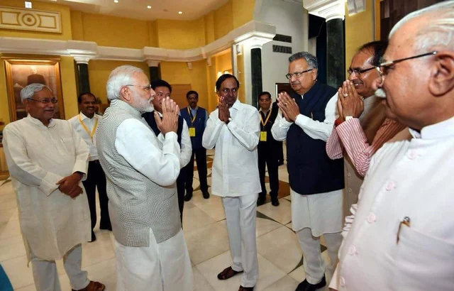 KCR with NDA Chief Ministers during the Niti Aayog meet. (pic via Twitter)