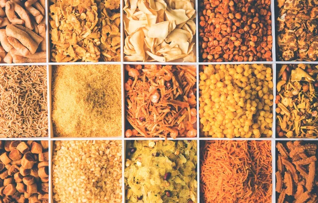 Selection of deep fried snacks.