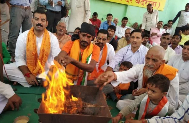 The conversion ceremony of the Ali’s family