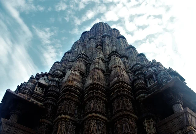 Kashipath 2019 Day-9: Khajuraho Stands Testament To A Hindu King Forcing A Plunderer To Return The Loot To Build Temples