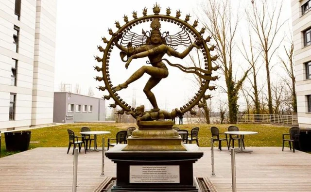 <i>Nataraja statue in CERN</i>