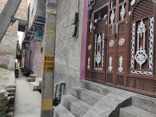 (Right) Ankit Sharma’s house 