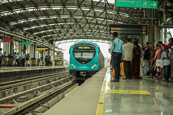 Fearing Loss Of Patronage, Kochi Metro To ‘Catch The Bus’ As Private Operators Begin Surrendering Their Permits