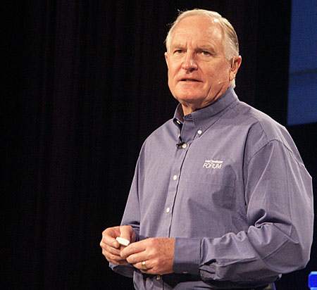 IDF Fall 2008: Intel un-retires Craig Barrett, AMD sets up anti-IDF camp