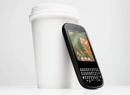 Sprint launches Palm Pixi smartphone