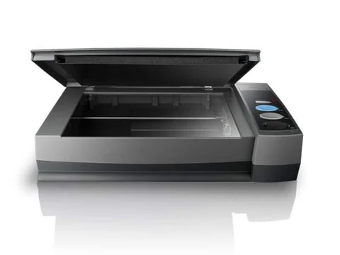 Plustek scanner eliminates paper books