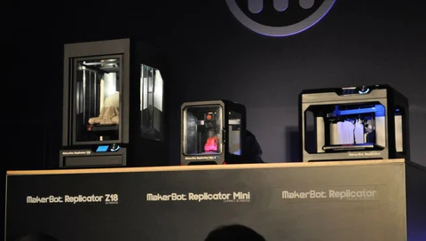 MakerBot stakes its claim to 3D printing supremacy for the masses