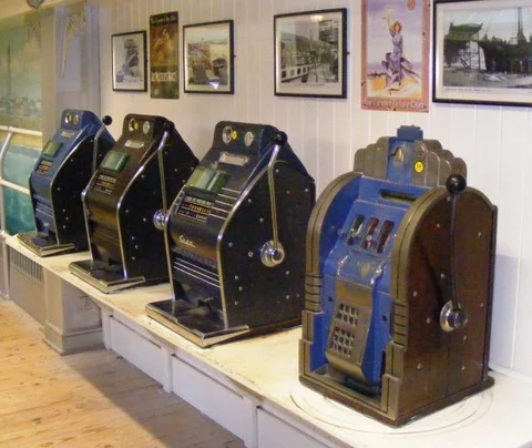 The Slot Machine: From Liberty Bell To Online Games