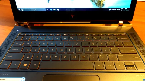 HP Spectre 13 Review: It's Got The Oohs and The Aahs