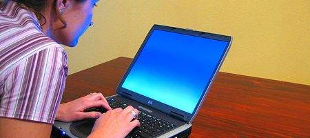Online chat boosts lying, say researchers