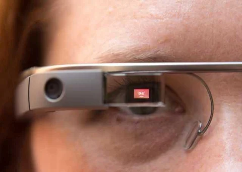 Study reveals driving can interfere with Google Glass use