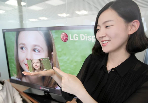 LG showcases 5-inch 1080p mobile display